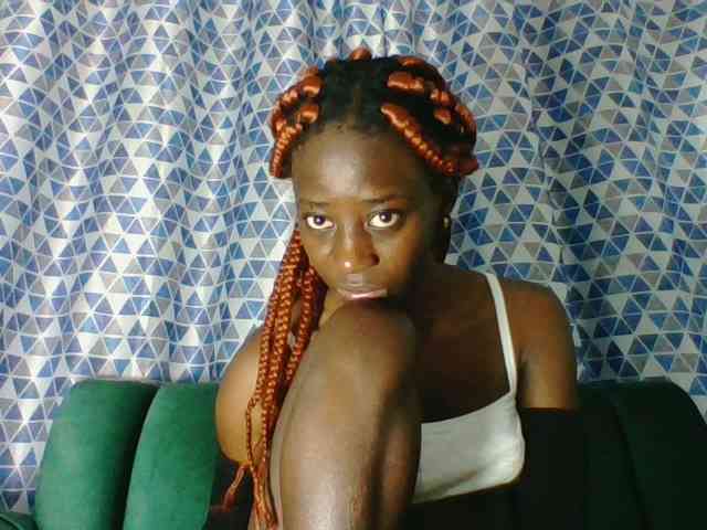 Sweetsmile23 webcam
