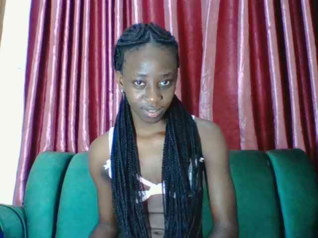 Sweetsmile23 webcam