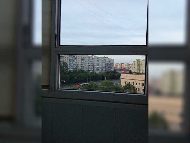 Fayst-1 live webcam show