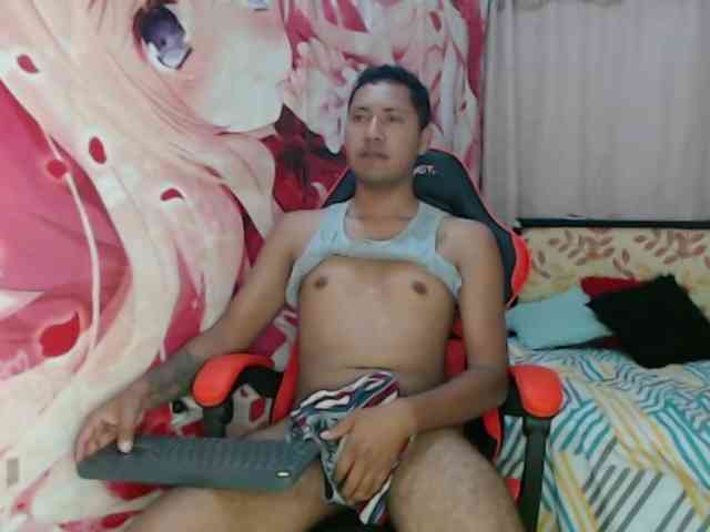 Alessandro-28 Sex Cam Show