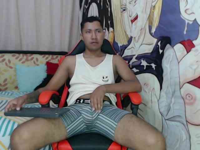 Alessandro-28 Sex Cam Show
