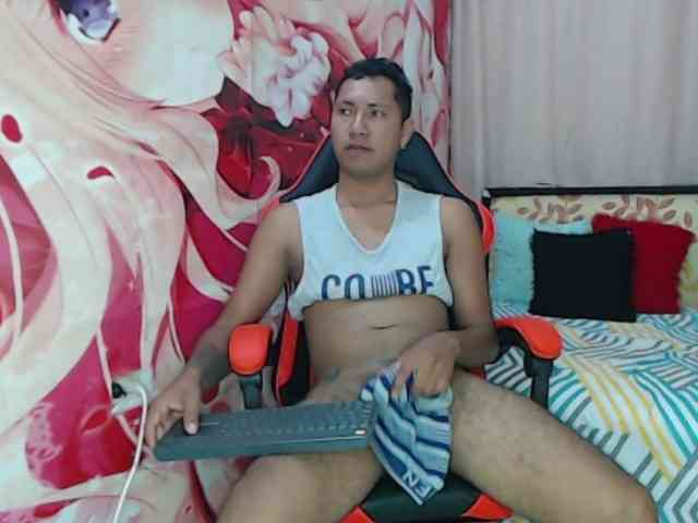 Alessandro-28 Sex Cam Show