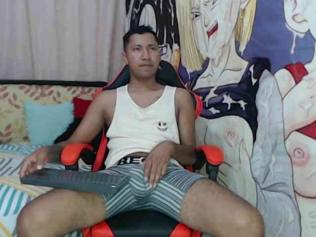 Alessandro-28 Sex Cam Show