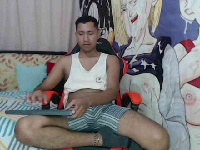 Alessandro-28 Sex Cam Show