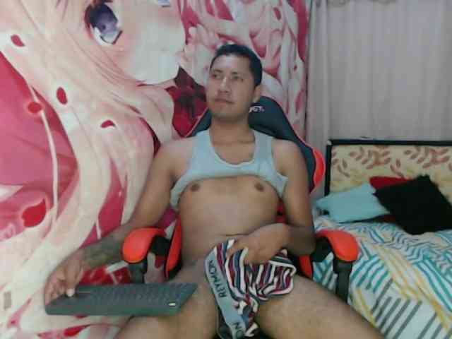Alessandro-28 Sex Cam Show
