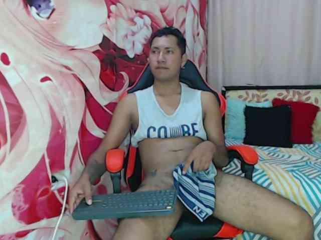 Alessandro-28 Sex Cam Show