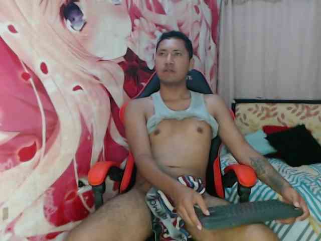 Alessandro-28 Sex Cam Show