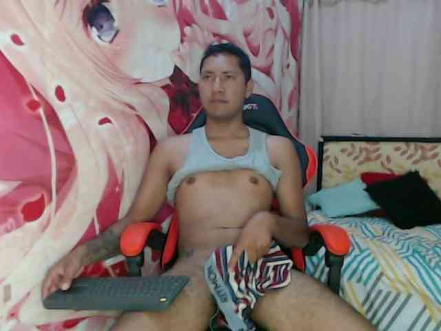 Alessandro-28 Sex Cam Show