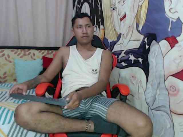 Alessandro-28 Sex Cam Show