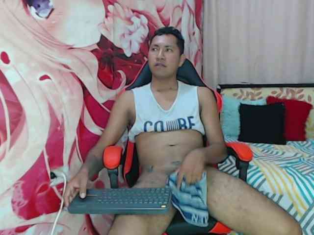Alessandro-28 Sex Cam Show