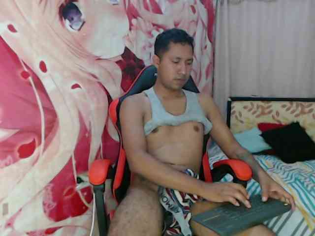 Alessandro-28 Sex Cam Show