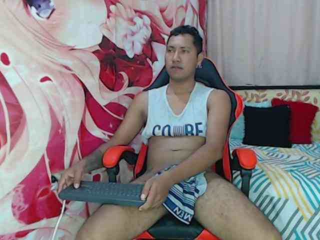 Alessandro-28 Sex Cam Show