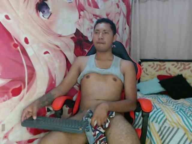 Alessandro-28 Sex Cam Show