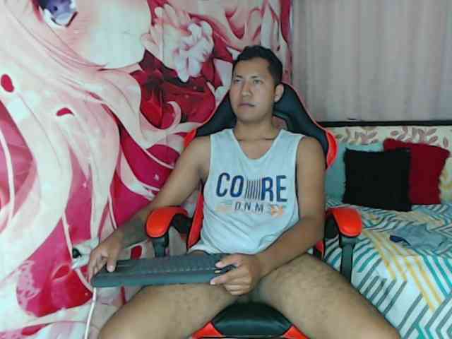 Alessandro-28 Sex Cam Show