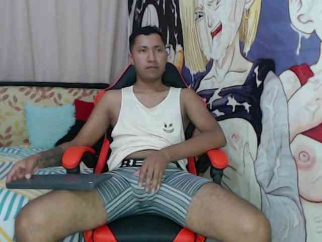 Alessandro-28 Sex Cam Show
