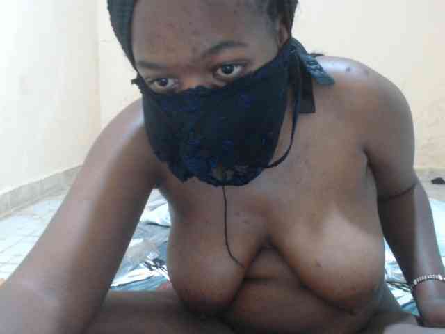Prettyade22 webcam