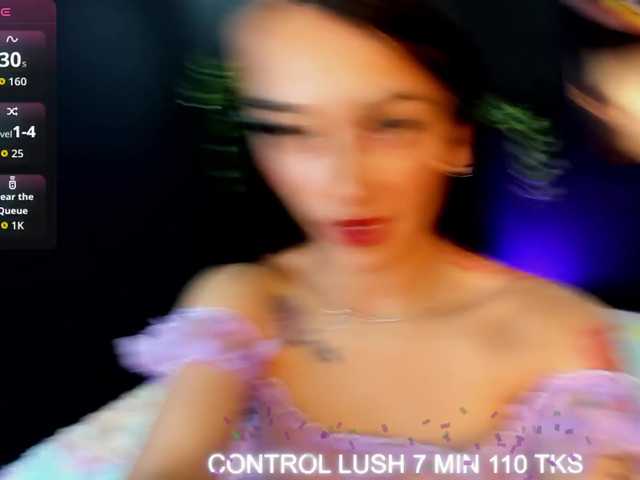 Scarlett-Moon live webcam show