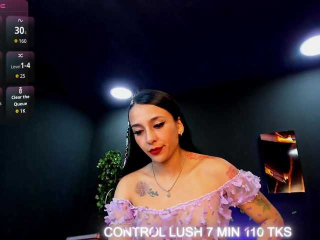 Scarlett-Moon live webcam show