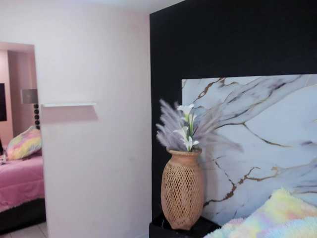 Scarlett-Moon live cam on BongaCams