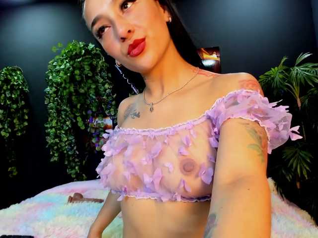 Scarlett-Moon live webcam show