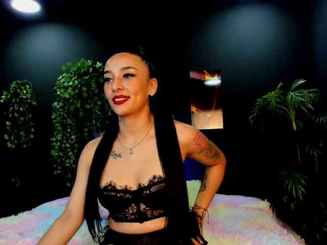 Scarlett-Moon webcam