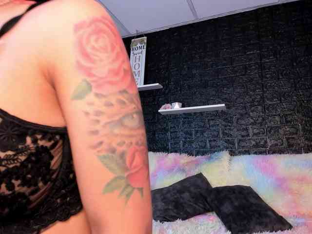 Scarlett-Moon webcam