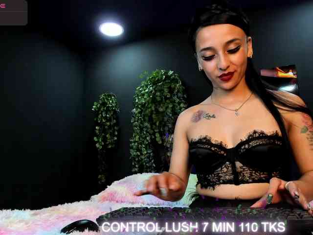 Scarlett-Moon webcam