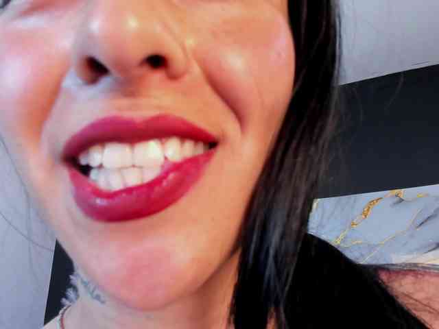 Scarlett-Moon webcam