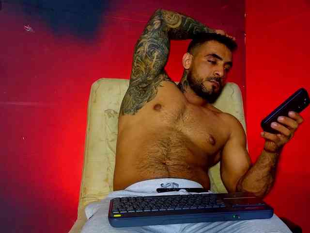 Eric-harrison Sex Cam Show