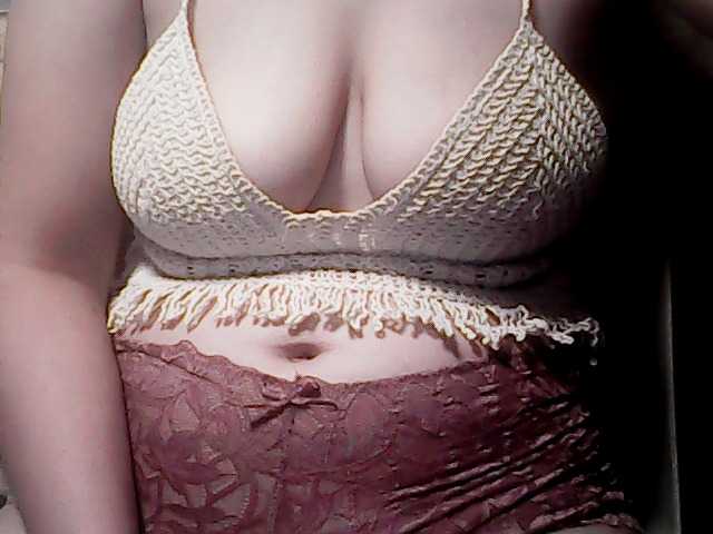 extremelymilkyboobs live webcam show