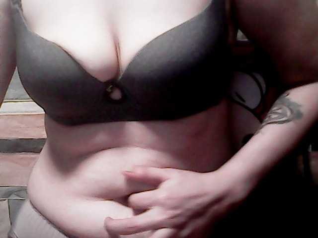 extremelymilkyboobs live webcam show