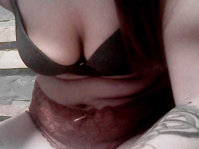 extremelymilkyboobs live webcam show