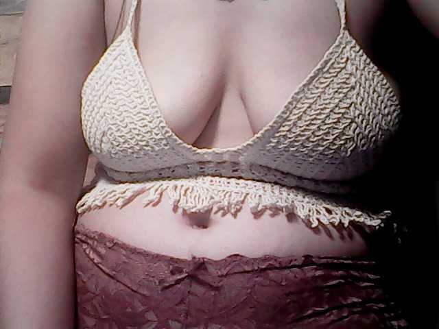 extremelymilkyboobs live webcam show