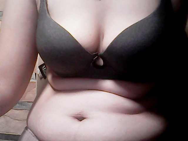extremelymilkyboobs live webcam show