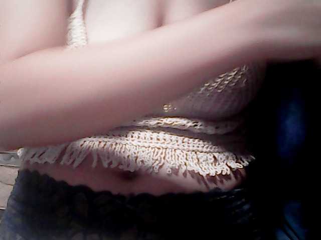 extremelymilkyboobs live webcam show