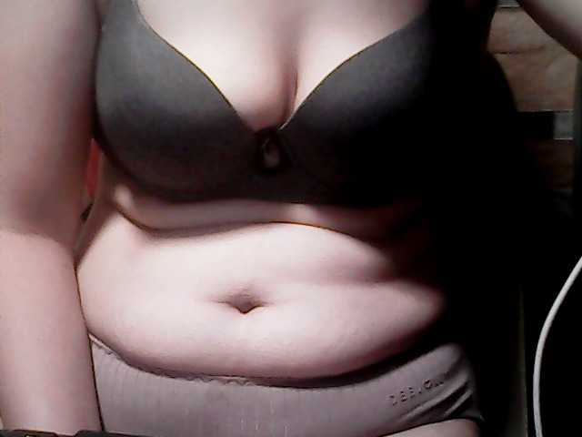 extremelymilkyboobs live webcam show