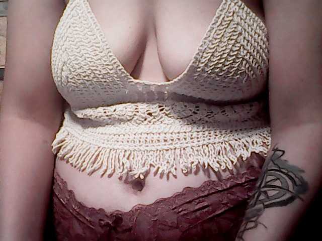 extremelymilkyboobs live webcam show