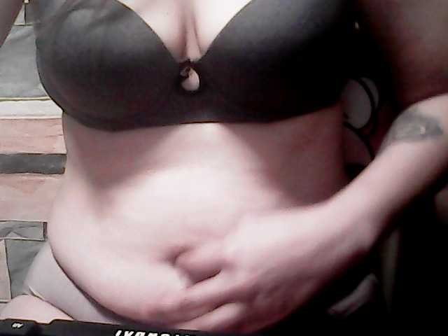 extremelymilkyboobs live webcam show