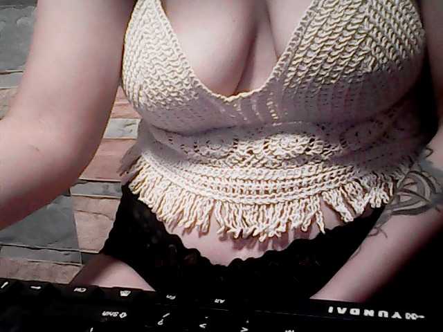 Preview of extremelymilkyboobs