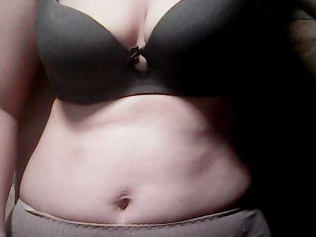 extremelymilkyboobs live webcam show