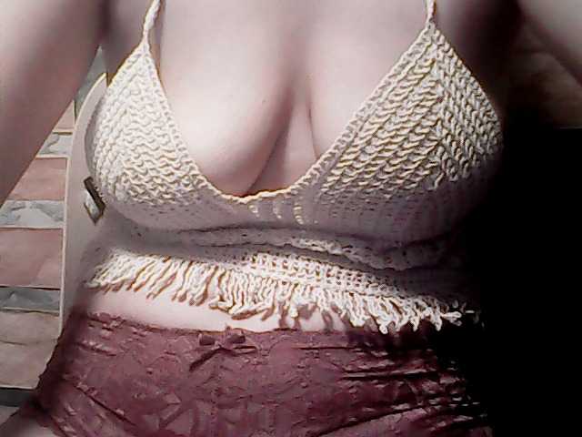 extremelymilkyboobs live webcam show