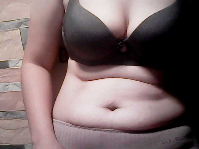extremelymilkyboobs live webcam show