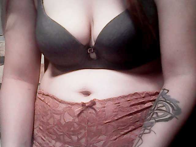 extremelymilkyboobs live webcam show