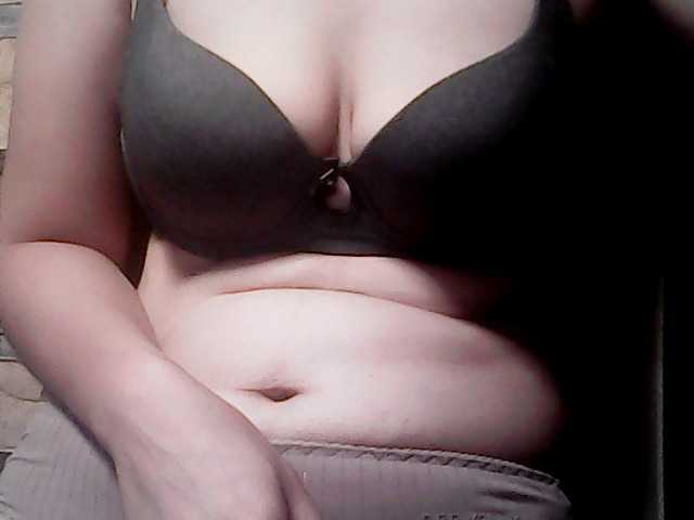 extremelymilkyboobs live webcam show