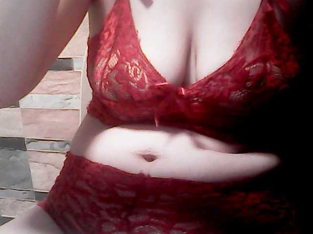 extremelymilkyboobs live webcam show