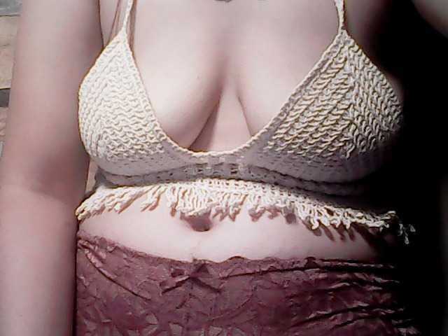 extremelymilkyboobs live webcam show