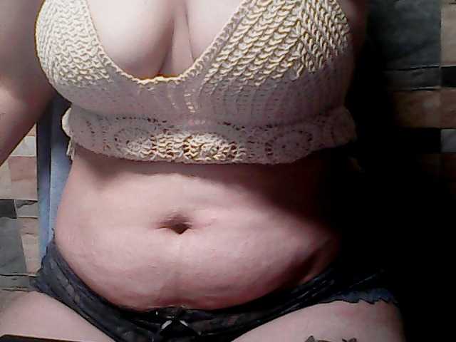 extremelymilkyboobs live cam on UnifiedCams