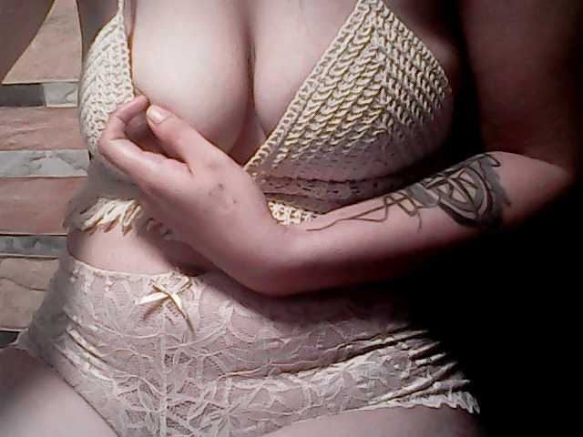 extremelymilkyboobs