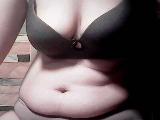 extremelymilkyboobs live webcam show