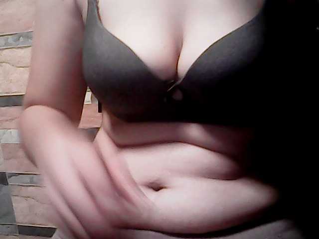 extremelymilkyboobs live webcam show
